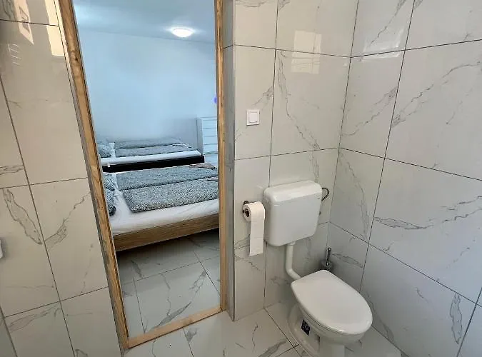 Mueller's 1 Apartman *